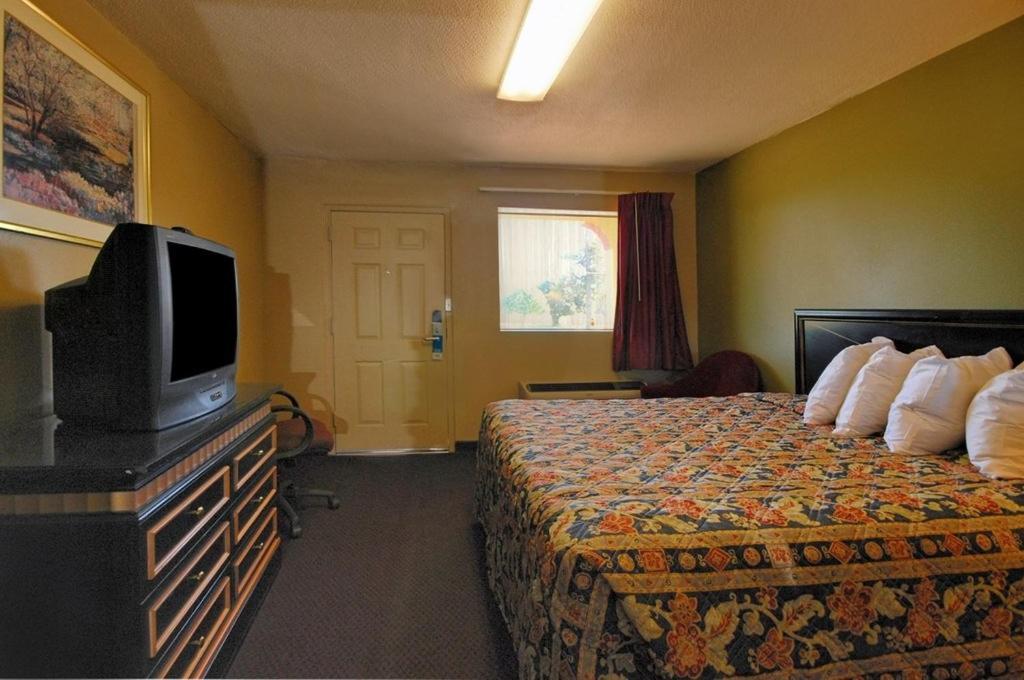 Rodeway Inn Indianola Cameră foto